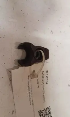 Citroen C5 Fuel Injector clamp holder 569222