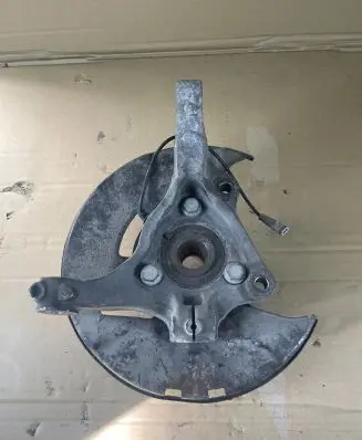 Opel Insignia A Front wheel hub
