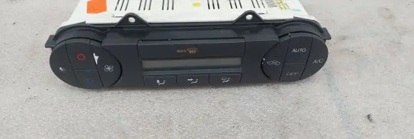 Ford Mondeo Mk III Climate control unit 3S7T18C612AJ WSJA28608 CD132EATC