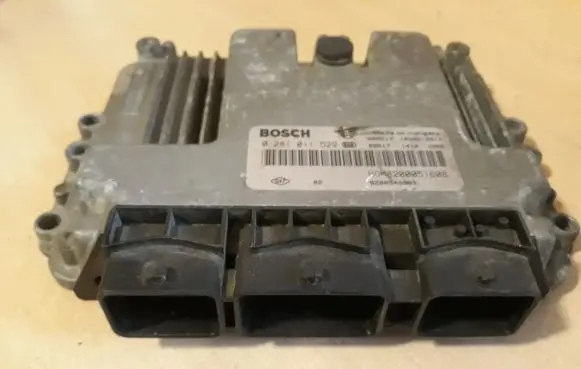 Opel Vivaro Engine control unit/module 0281011529