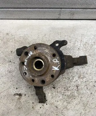 Opel Zafira A Front wheel hub