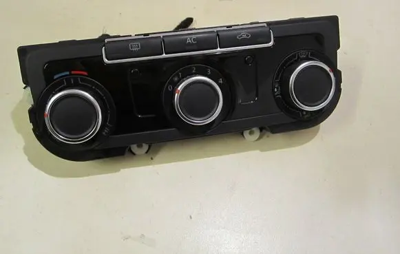 Volkswagen Golf VI Climate control unit 7N0907426AM