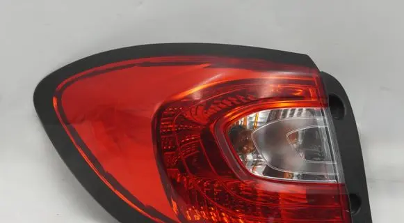 Renault Captur Rear/tail lights 265557367R