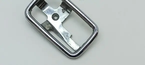 Mercedes-Benz E W123 Front door handle cover 1087660511 KAU2822