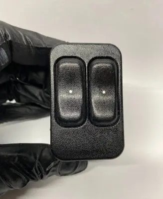 Opel Zafira A Electric window control switch 13363201 90561088