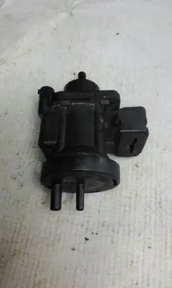 Mercedes-Benz C W202 Turbo solenoid valve A0005450427