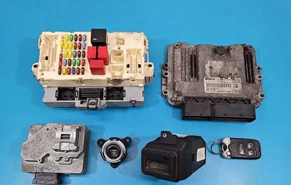 Alfa Romeo 159 Engine control unit/module ECU 0281013138 IMPRK1576792