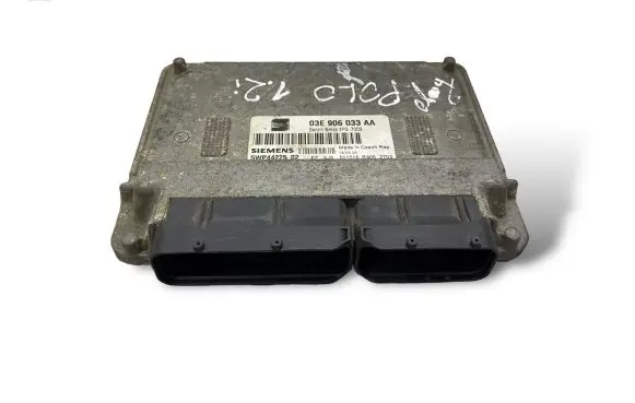 Volkswagen Polo IV 9N3 Engine control unit/module 03E906033AA 5WP44225
