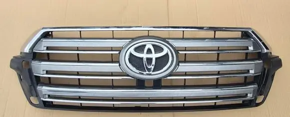 Toyota Land Cruiser (J200) Front bumper upper radiator grill 5311460160