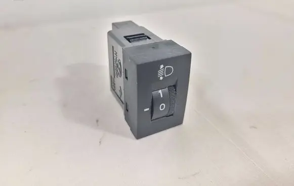 Hyundai Matrix Headlight level height control switch 9337017000
