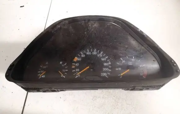 Mercedes-Benz E W210 Speedometer (instrument cluster) 2105401248 110008827006