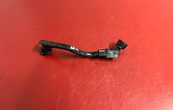 BMW X1 U11 Vacuum line/pipe/hose 9487538 8489538 13909487538