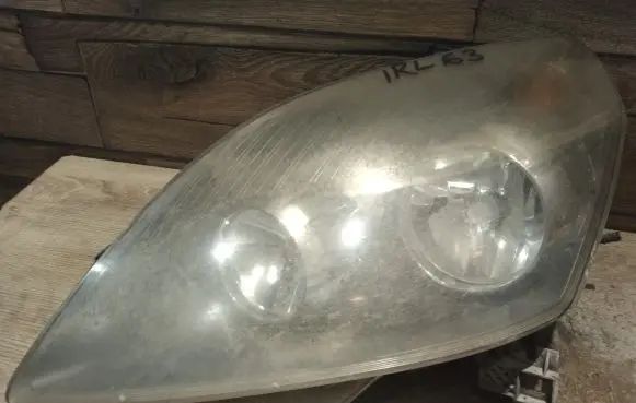 Opel Zafira B Headlight/headlamp