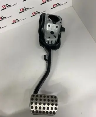 Mercedes-Benz C W205 Brake pedal A2052920108