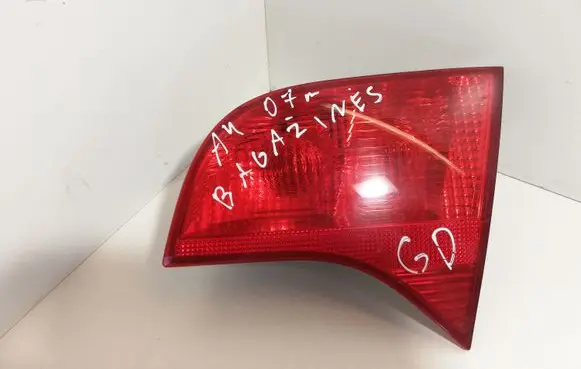 Audi A4 S4 B7 8E 8H Tailgate rear/tail lights 8E9945094