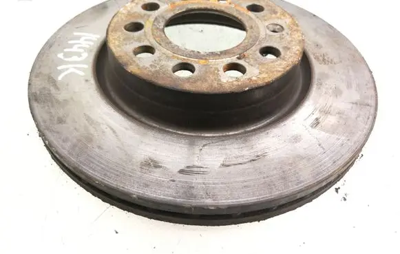 Volkswagen Golf V Front brake disc