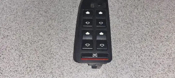 BMW 5 E39 Electric window control switch 8380646