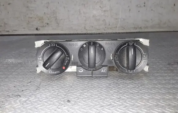 Volkswagen Polo IV 9N3 Climate control unit 6Q0820045H