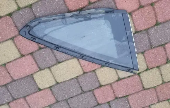 BMW 3 GT F34 Rear side window