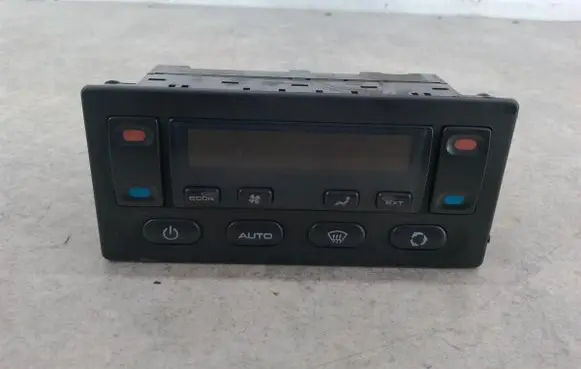 Land Rover Discovery Climate control/heater control trim JFC102350