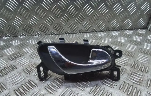Nissan Qashqai Rear door interior handle 806704EA0