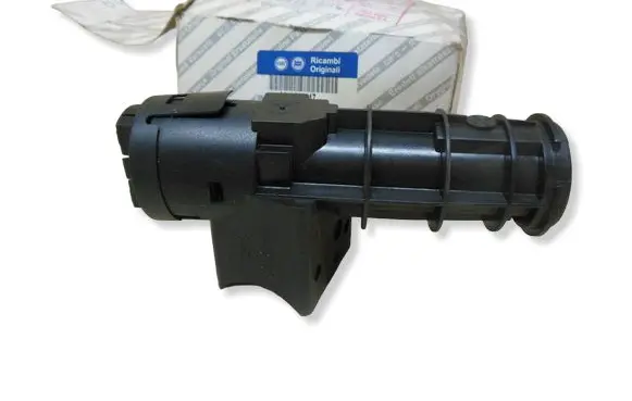 Fiat Seicento/600 Ignition lock 46543447