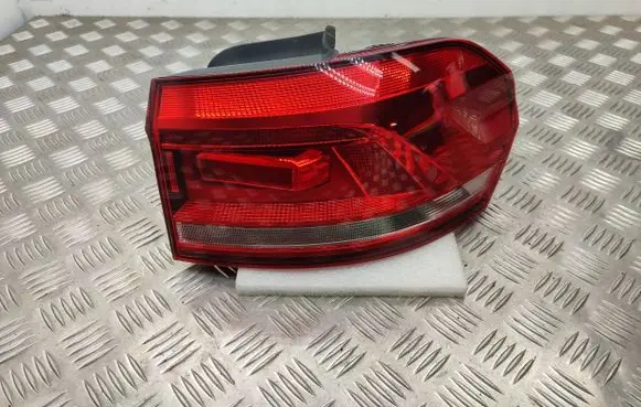 Volkswagen Touran III Rear/tail lights 5TA945096A