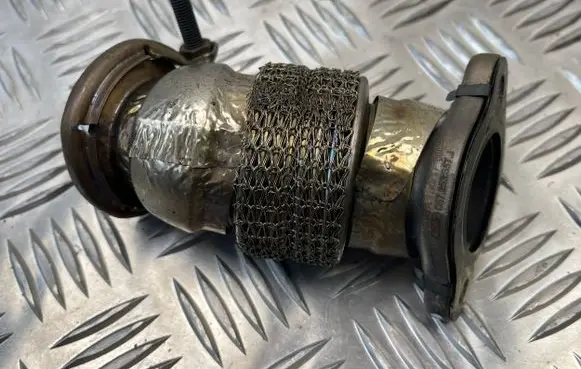 Audi SQ7 Exhaust gas pipe 057253357J 057253357L