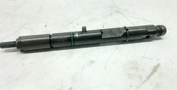 Audi A8 S8 D2 4D Fuel injector 059130201E