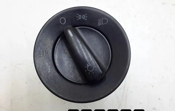 Volkswagen PASSAT B5.5 Light switch 1c0941531a