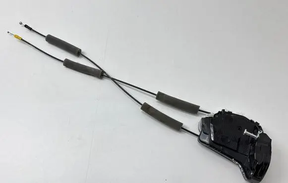 Subaru Outback (BT) Rear door lock PB114110M