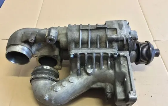 Mercedes-Benz C W203 Supercharger A2711400887 1711045A 4010528A