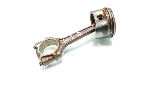 Volkswagen Golf IV Piston with connecting rod 