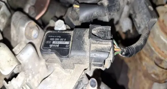Honda FR-V Air pressure sensor 0281002680