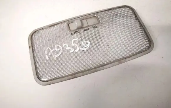 Toyota Auris 150 Rear seat light