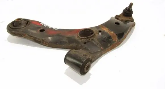 Toyota Avensis T270 Front lower control arm/wishbone