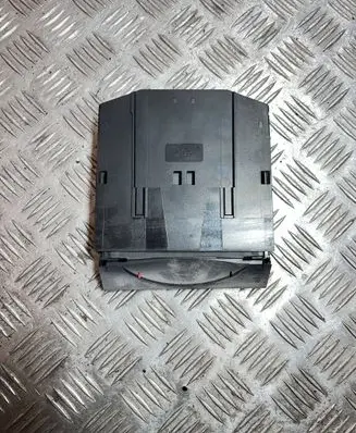 KIA Sportage CD/DVD changer 