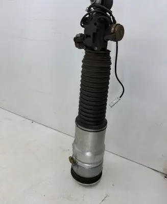 BMW 7 F01 F02 F03 F04 Shock absorber/damper/air suspension 6858813