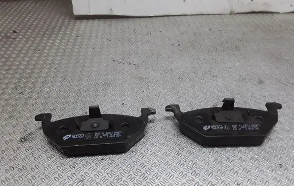 Seat Toledo III (5P) Brake pads (front) 633040852S