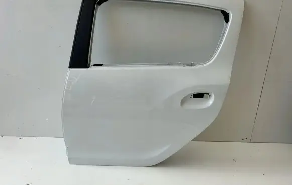 Dacia Sandero Rear door 821136648R