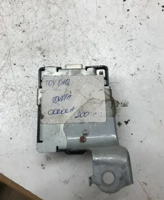 Toyota Corolla Verso AR10 Door control unit/module 897410F010 61B168000