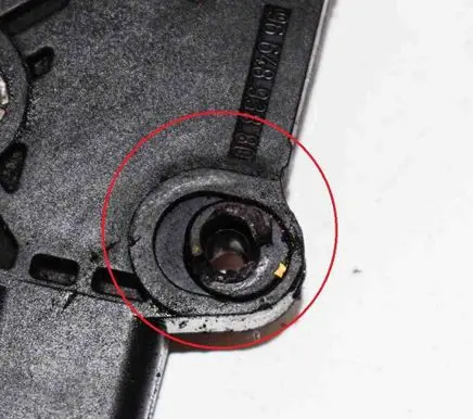 Volvo V50 Crankshaft position sensor 9664893880