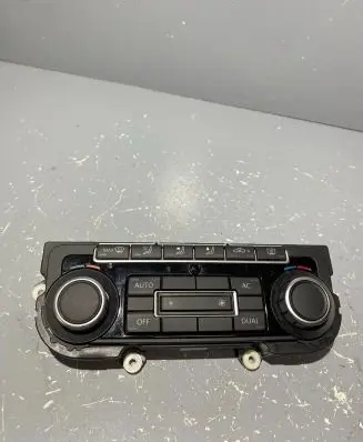 Volkswagen Golf Plus Climate control unit 5K0907044BS 5HB00974640