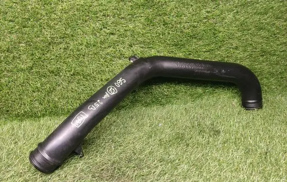 Volvo S60 Intercooler hose/pipe 30636784 6G9N6C646BB