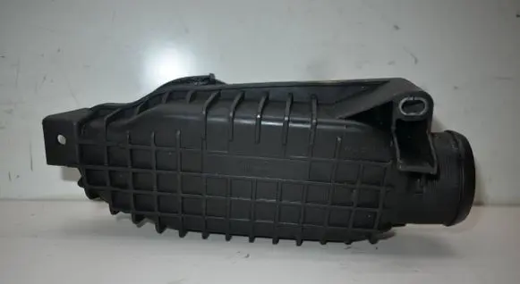 Jaguar XF X250 Air intake duct part 4R8Q6K770AD