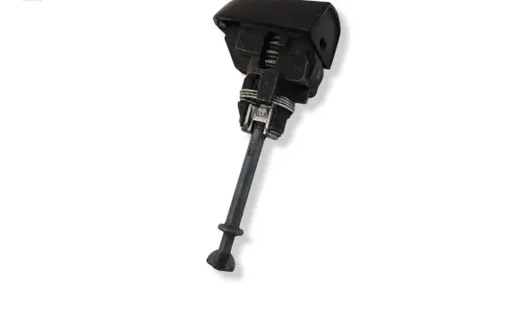 Toyota Corolla E120 E130 Front door lock 763B