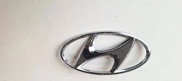 Hyundai Genesis Other badges/marks 