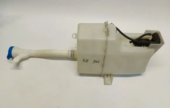 MG ZS Windshield washer fluid reservoir/tank