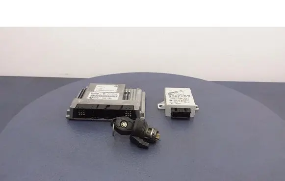 BMW X3 E83 Engine control unit/module ECU 7508292