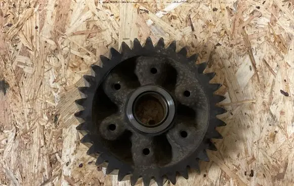 Volkswagen Touareg I Timing chain sprocket 